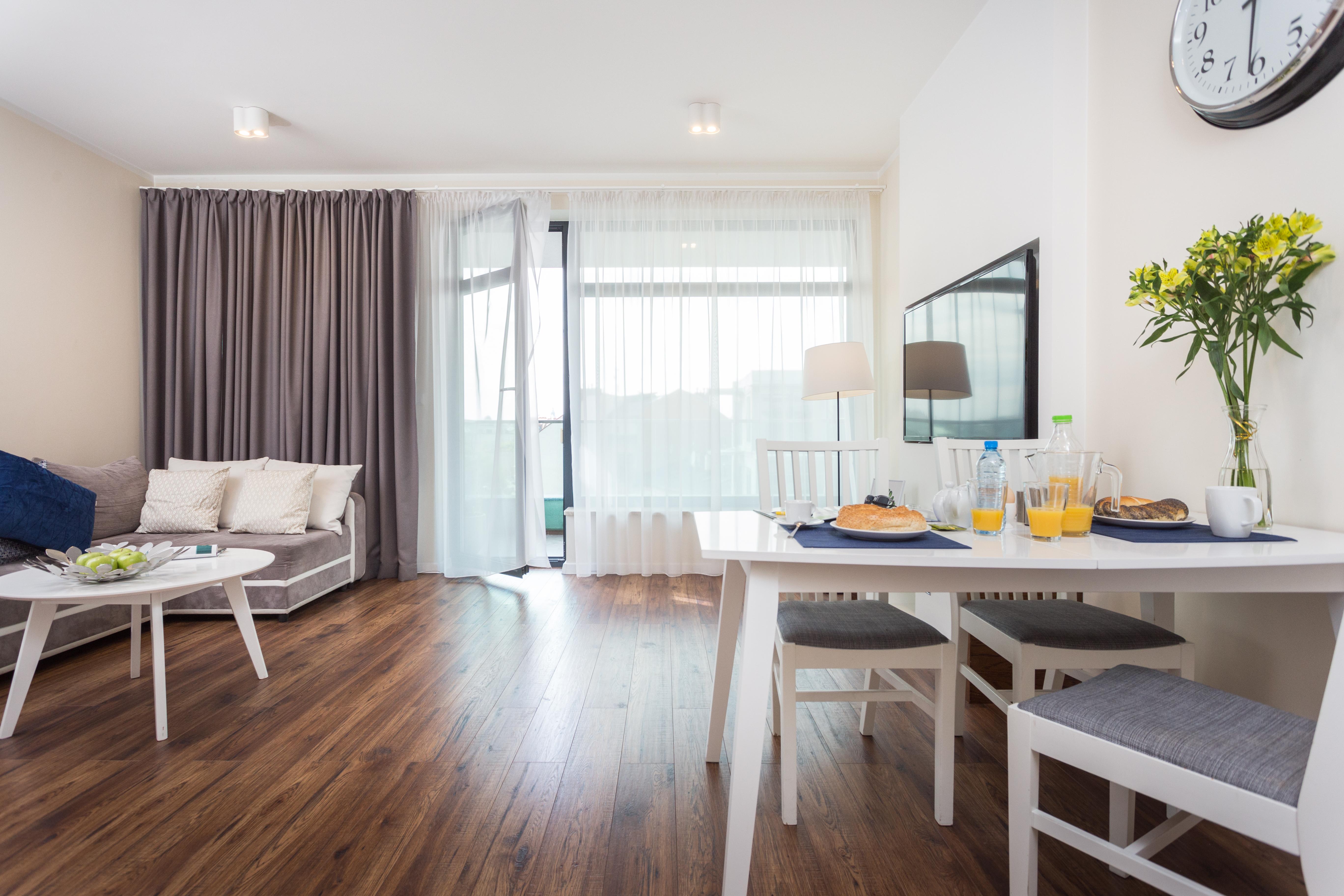 Inpoint Central Suites With Parking Available Краков Экстерьер фото
