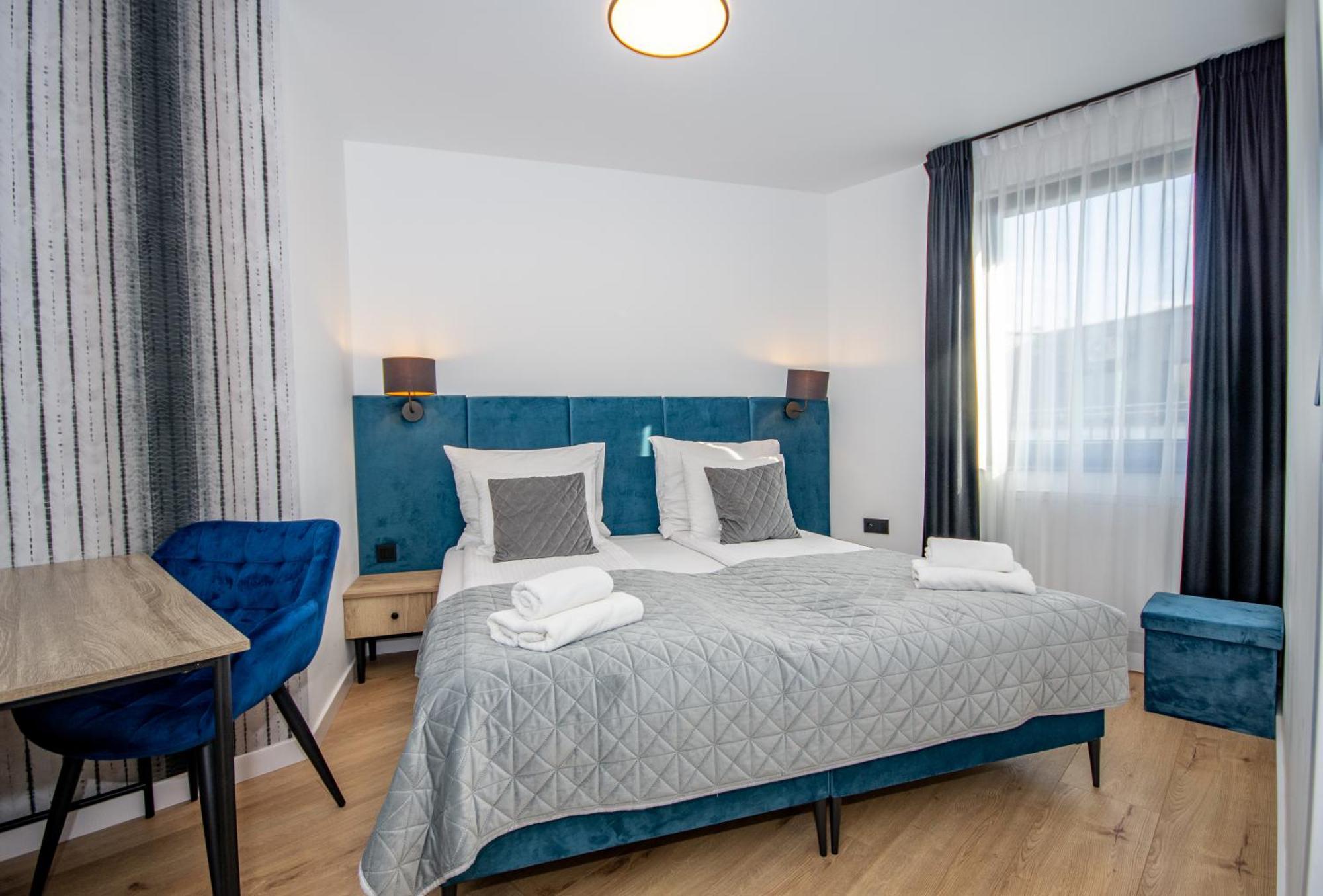 Inpoint Central Suites With Parking Available Краков Экстерьер фото